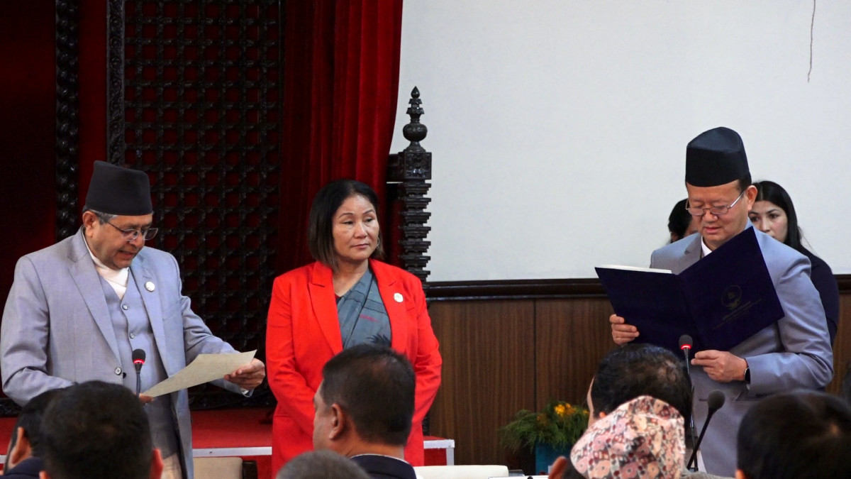 प्रतिनिधि सभाका नवनियुक्त सचिव राईद्वारा शपथ ग्रहण