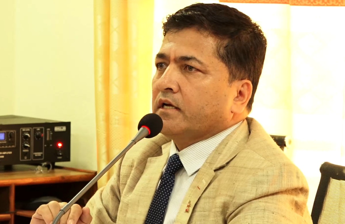 विपद् अवधिभर कर्मचारीहरू बिदामा नबस्ने