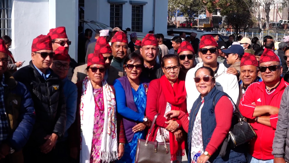 एमालेको महाधिवेशन : नेतादेखि प्रतिनिधिको दौडधूप, चहलपहल बढ्यो