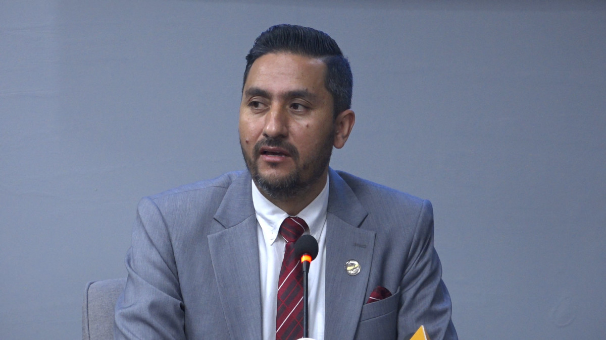 मुलुकमा सबैतिर निर्वाचनको वातावरण छाएको छ : सञ्चारमन्त्री खरेल