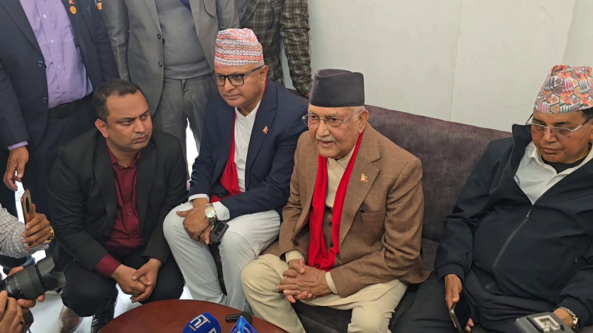 झापामा बाटो छेकेपछि ओलीको प्रतिक्रिया : रास्वपाले आफ्नो स्तर देखायो