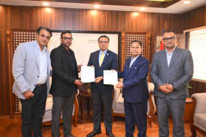 बाढीपीडितका लागि शिवम् सिमेन्टद्वारा ११ हजार बोरा सिमेन्ट र शिवम् होल्डिङसद्वारा २१ लाख सहयोग घोषणा