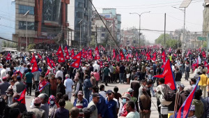 नेपाली राजनीति : सत्ताको लहरोमा जनअपेक्षाको घाउ