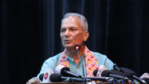 योग्य व्यक्तिलाई हटाएर ओली सरकार भ्रष्टहरूको संरक्षणमा लाग्यो : बाबुराम भट्टराई