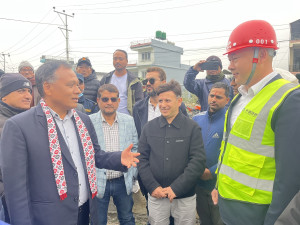 मुग्लिन-पोखरा सडक शीघ्र सम्पन्न गर्न मन्त्री घिसिङको निर्देशन