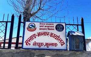 चम्कियो मुस्ताङको कोरला नाका :  २ हप्तामै २ अर्ब बढी राजस्व सङ्कलन