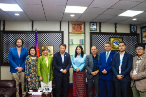 उपप्रधानमन्त्री सिंहसँग संयुक्त राष्ट्रसंघका प्रतिनिधिमण्डलको भेट