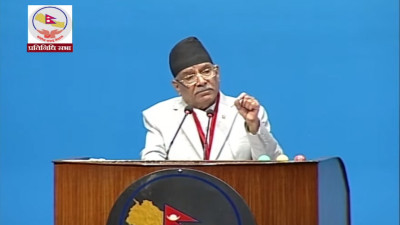 प्रधानमन्त्रीले जनता झुक्याउने दिन अब गए, बिचौलियाको गठजोड भत्काएरै छोड्छौँ : प्रचण्ड