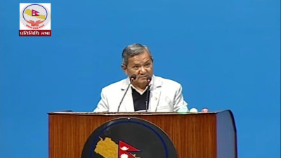 सरकारका प्रवक्ता भन्छन्- 'भावनामा बगेर दोहोरो नागरिकता दिनु हुँदैन'