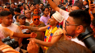 भक्तपुरको प्रसिद्ध जिब्रो छेड्ने जात्रा सम्पन्न