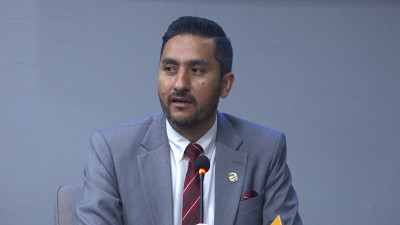 मुलुकमा सबैतिर निर्वाचनको वातावरण छाएको छ : सञ्चारमन्त्री खरेल