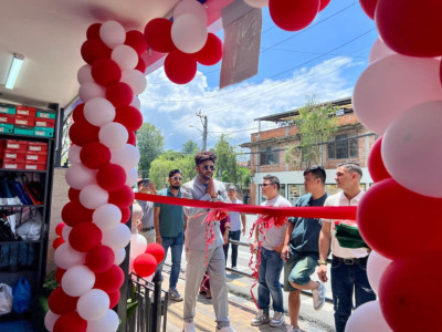 लाजिम्पाटको प्रफेक्ट ९औँ वर्षमा, जहाँ पाइन्छन् थरीथरीका आइटम