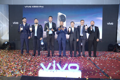 २०० मेगापिक्सेल जाइस क्यामेरासहित भिभो एक्स३०० प्रो नेपालमा सार्वजनिक