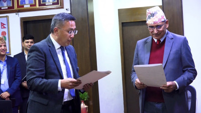 सेबोनका नवनियुक्त अध्यक्षले लिए शपथ, लगानीकर्ताको हितमा काम गर्ने वाचा
