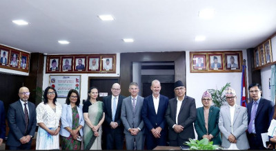 अर्थमन्त्री पौडेल र विश्व बैंक क्षेत्रीय उपाध्यक्ष जुटबीच शिष्टाचार भेट