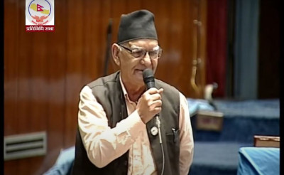 प्रधानमन्त्री प्रचण्डले सत्ताको खेल नै बुझेनन् : चित्रबहादुर केसी