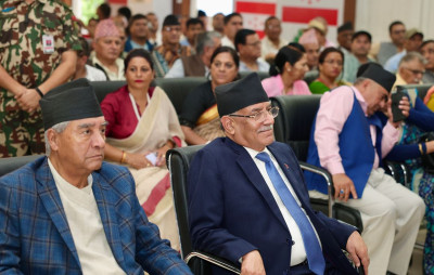 गिरिजाबाबु नभएको भए देशमा गणतन्त्र आउँदैनथ्यो :  देउवा