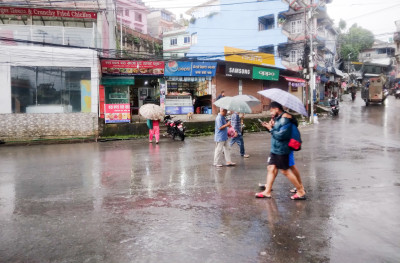 निषेधाज्ञा खुकुलाे : काठमाडौँसहित देशभरको जनजीवन क्रमशः सामान्य बन्दै