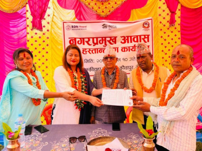 घर बनाइदिने अभियानमा मेयर सुशीला, ३८ घर हस्तान्तरण