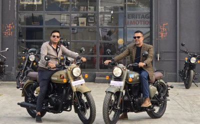 रगञ्जमा रोयल इन्फिलड क्लासिक ३५० सिग्नल्स एडिसन लन्च