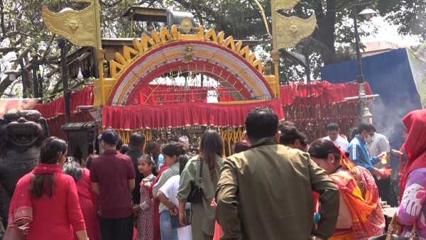 नयाँ वर्ष २०८२ : मन्दिरमा संकल्प र पूजा गर्नेको भीड