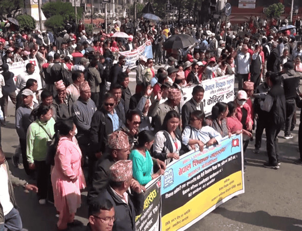 शिक्षक आन्दोलन १९ औँ दिन पनि जारी
