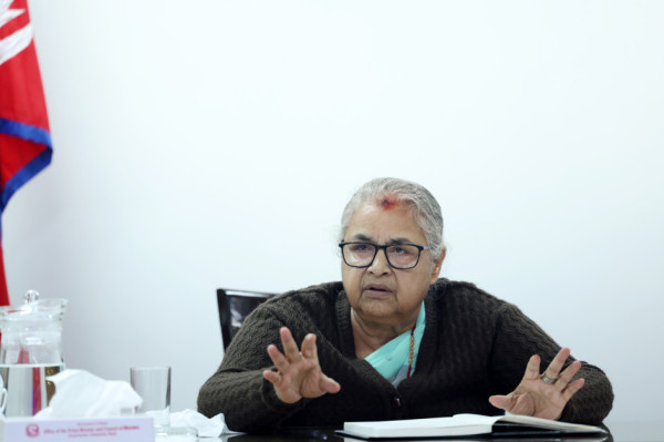 वायुसेवामा पहुँचका आधारमा भर्ती गरिएका करारका कर्मचारी तत्काल हटाउन निर्देशन