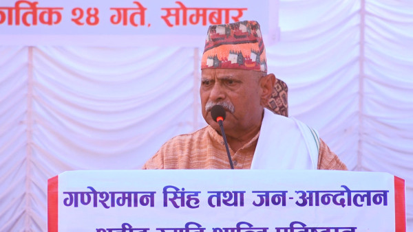 काँग्रेसलाई पूर्वराष्ट्रपति यादवको आग्रह- तत्काल निर्वाचनमा जाने निर्णय गरियोस्