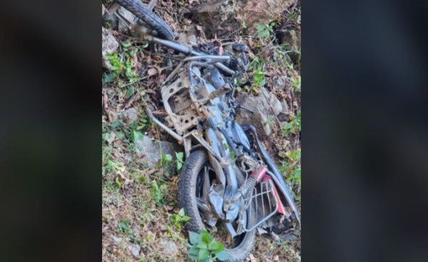 मंगलवारदेखि बेपत्ता युवकको शव भीरमुनि, मोटरसाइकल दुर्घटना
