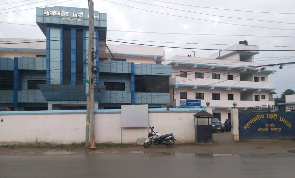 खण्डहर बनाइएको भैँसेपाटी प्रहरी प्रभाग स्थानीयको पहलमा पुनःस्थापना