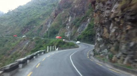 अवरुद्ध पृथ्वी राजमार्ग एकतर्फी खुल्यो