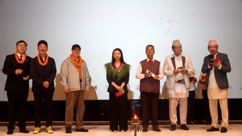 ‘नेपाल एभरेस्ट फिल्म फेस्टिभल’का उत्कृष्ट चलचित्र, कलाकार तथा प्राविधिक पुरस्कृत