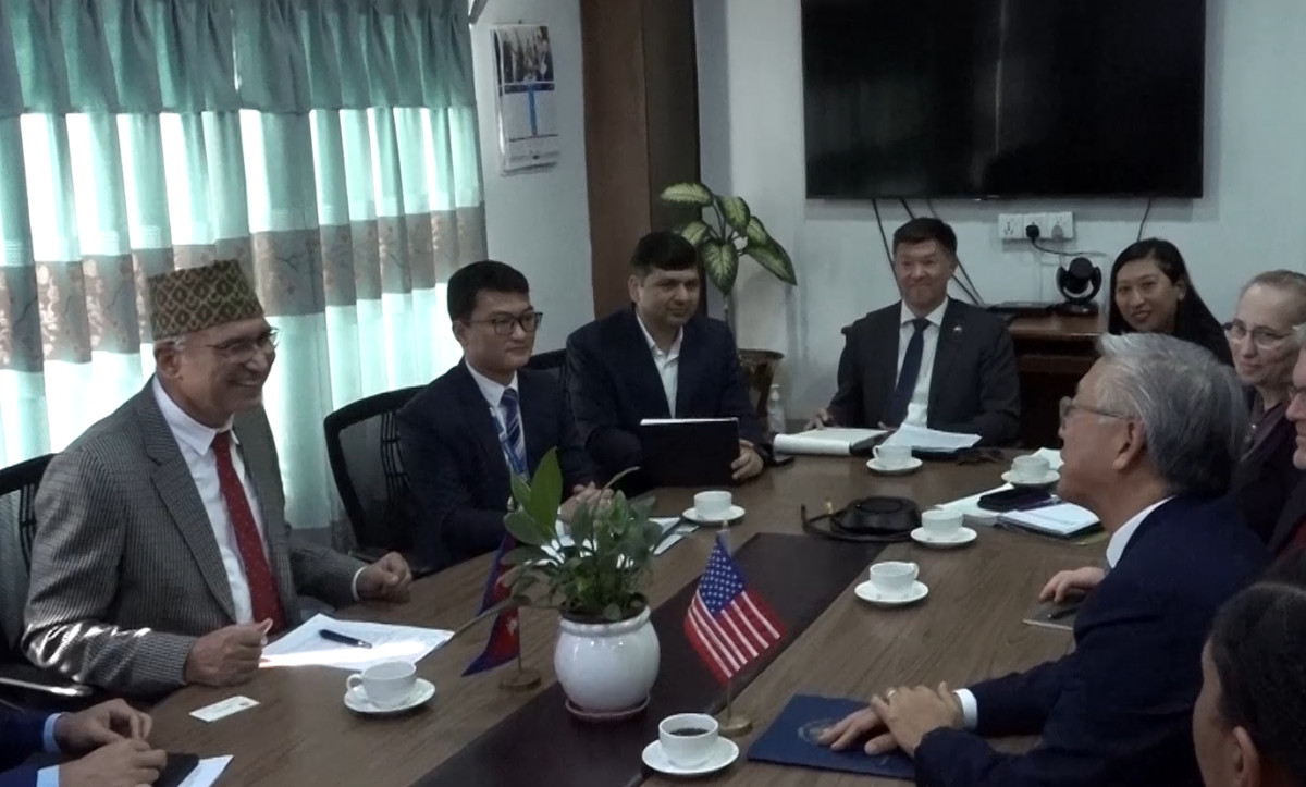 अर्थमन्त्रीसँग अमेरिकी सहायक विदेशमन्त्रीकाे भेट, आर्थिक सहायता बढाउनेबारे छलफल