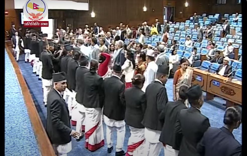 गृहमन्त्रीको नामै किटेर समिति बनाउने मागमा काँग्रेस यथावत