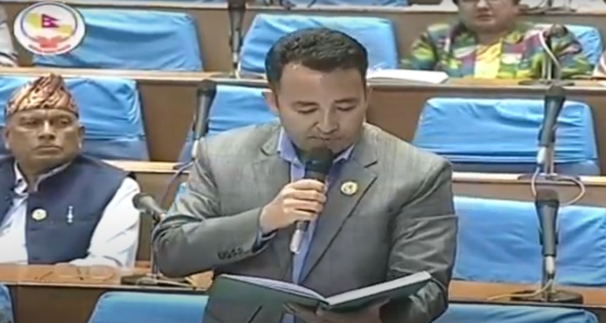 एमाले–काँग्रेसलाई अब बँचिँदैन भन्ने लागेपछि सत्ता परिवर्तन 