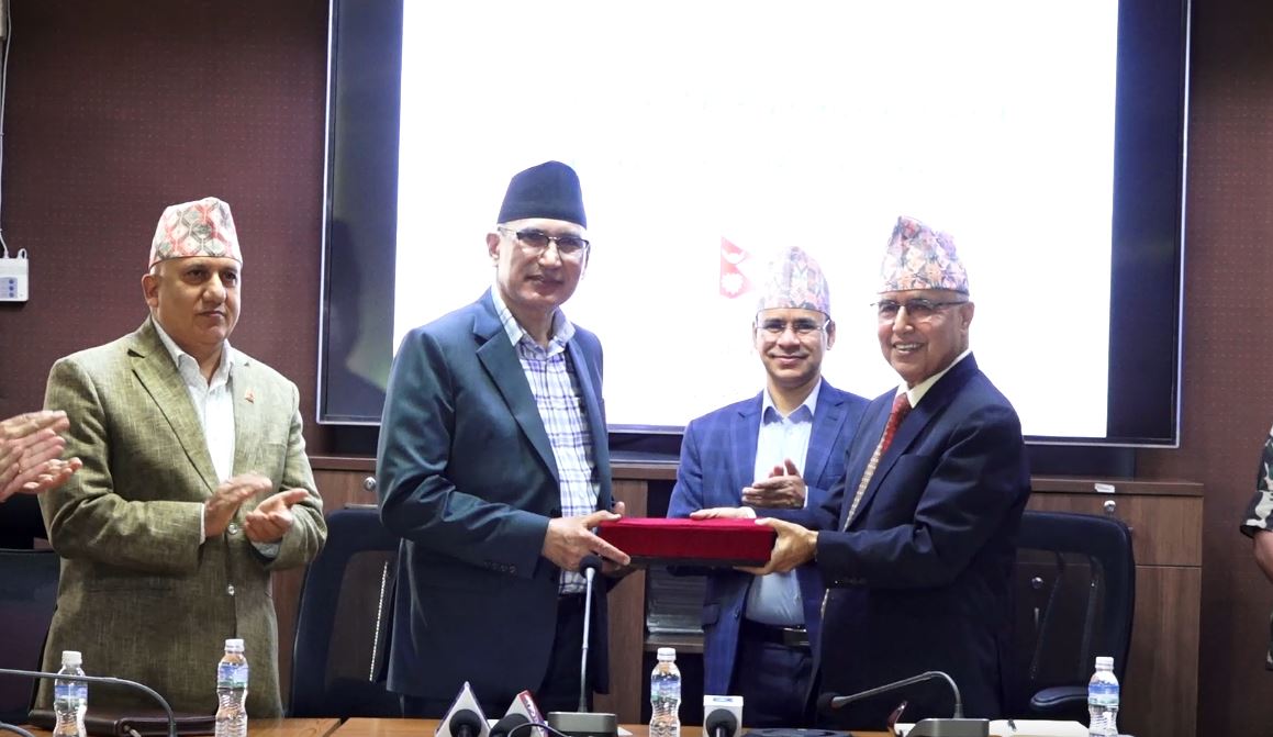 आर्थिक सुधार आयोगको प्रतिवेदन : नियन्त्रणकारी नीति हटाउन सुझाव