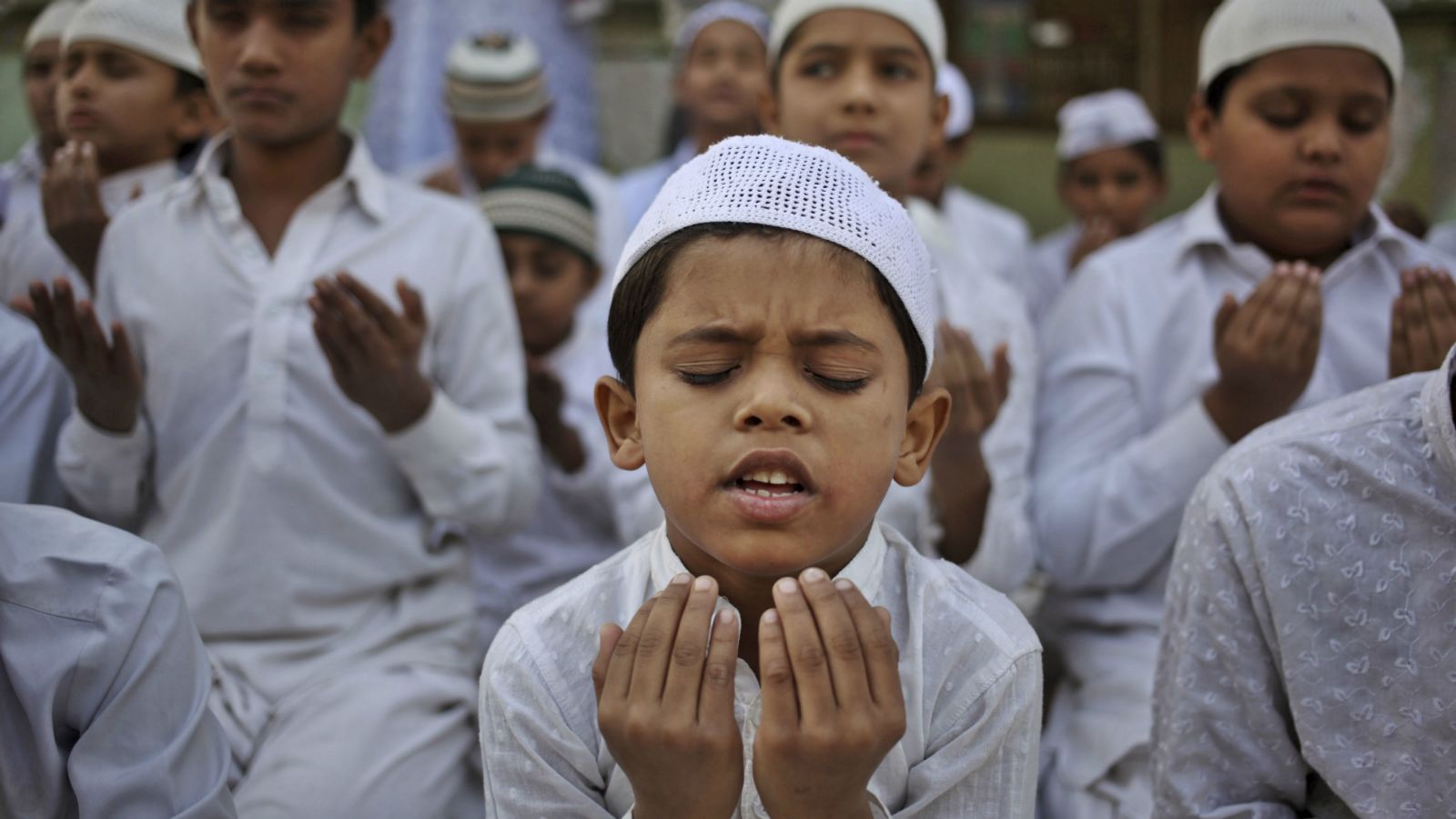 आज बकर इद मनाइँदै, देशभर सार्वजनिक विदा