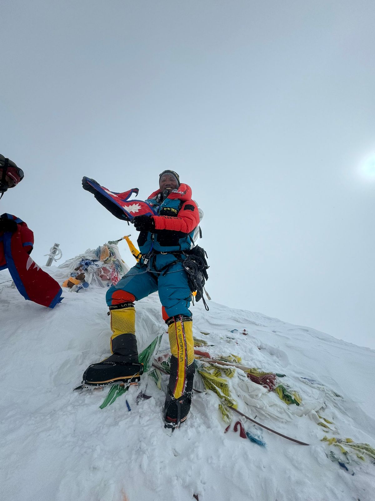 kamirita-sherpa-1716354183.jpg