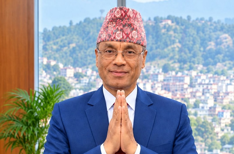चन्द्रागिरि नगरपालिकाका प्रमुख घनश्याम गिरीले  दिए केन्द्रीय सदस्यमा उम्मेदवारी