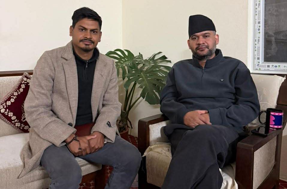 रबि, बालेन र कुलमान मिलाउन सक्रिय ऋषि थापा