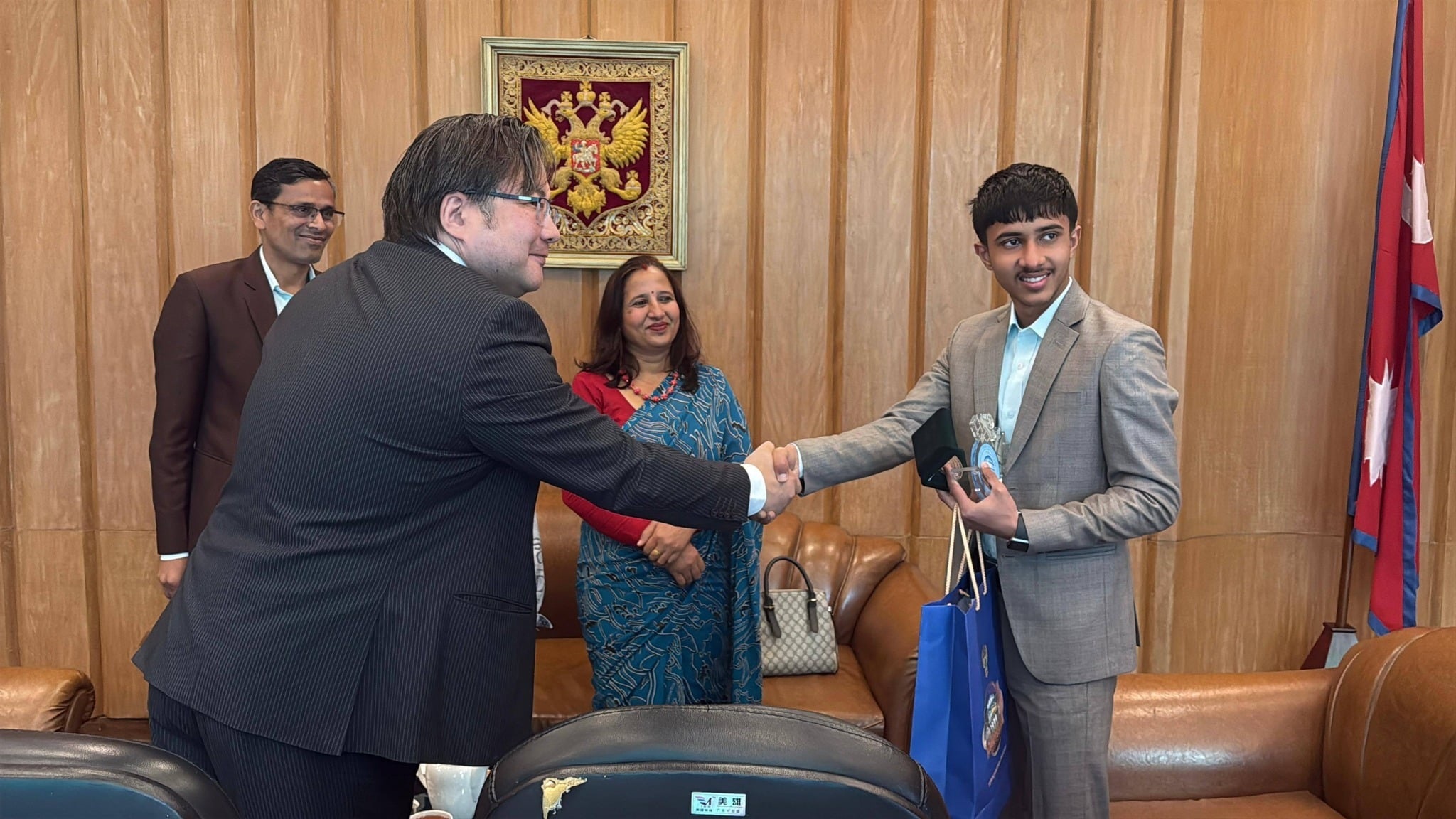 अनुराग पंगेनीलाई रसियन दूताबासको सम्मान